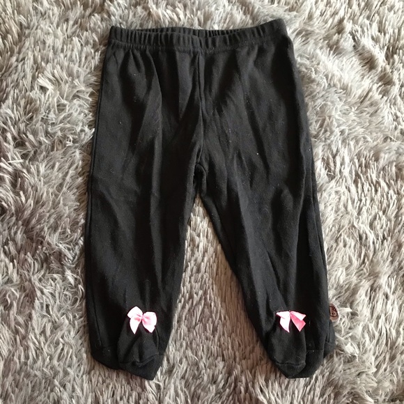 HELLO KITTY 3 piece outfit- sweater, onesie, pants - Picture 7 of 8